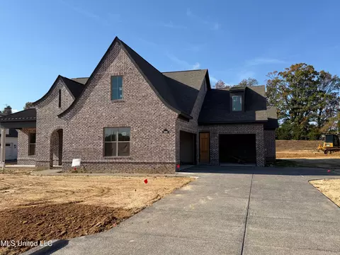 Exterior - 395 Ryecroft Dr, Hernando, MS 38632 photo 2 of 4