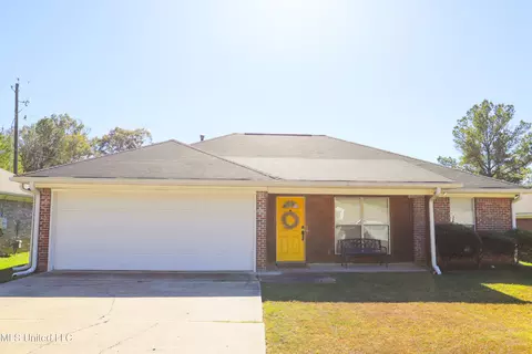 5013 Womack Dr, Byram, MS 39272