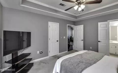 Bedroom - 305 Hemlock Dr, Flowood, MS 39232 photo 4 of 11