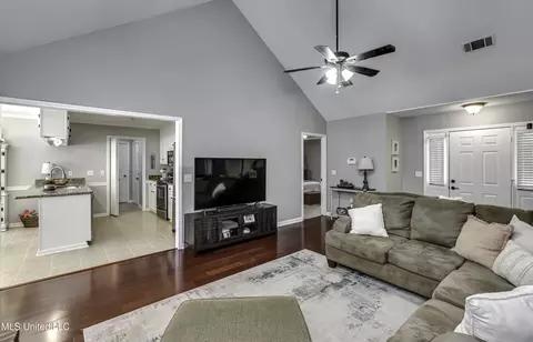 Entry Way - 305 Hemlock Dr, Flowood, MS 39232 photo 1 of 1