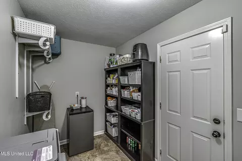 Other - 305 Hemlock Dr, Flowood, MS 39232 photo 10 of 13