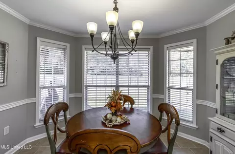 Dining - 305 Hemlock Dr, Flowood, MS 39232 photo 3 of 3