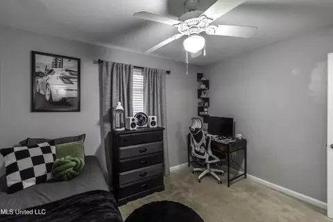 Bedroom - 305 Hemlock Dr, Flowood, MS 39232 photo 11 of 11