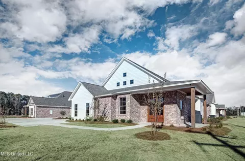 Exterior - 120 Freedom Ring Dr, Brandon, MS 39047 photo 2 of 4
