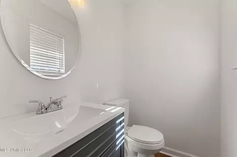 Bath - 95 Driftwood Dr, Lucedale, MS 39452 photo 1 of 2