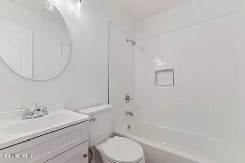 Bath - 95 Driftwood Dr, Lucedale, MS 39452 photo 2 of 2