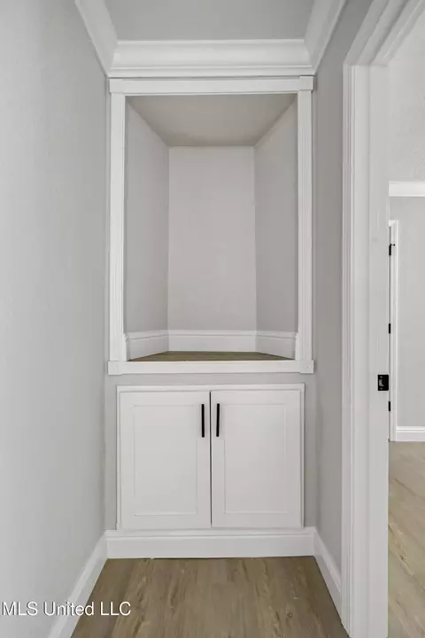 Entry Way - 5659 S Rose Dr, Moss Point, MS 39563 photo 1 of 1