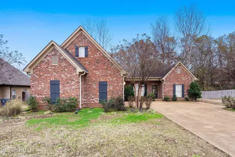 1770 Robertson Place Dr, Hernando, MS 38632