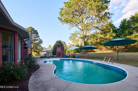 Exterior - 114 Sky Meadow Rd, Flora, MS 39071 photo 2 of 8