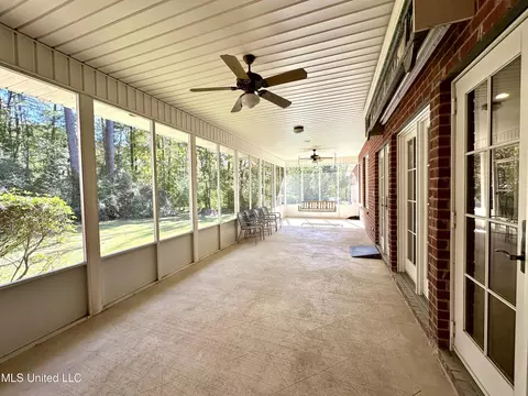 Exterior - 306 Cherokee Dr, Mccomb, MS 39648 photo 2 of 4