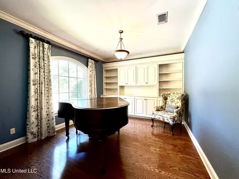 Other - 306 Cherokee Dr, Mccomb, MS 39648 photo 4 of 11