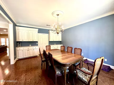 Dining - 306 Cherokee Dr, Mccomb, MS 39648 photo 2 of 2