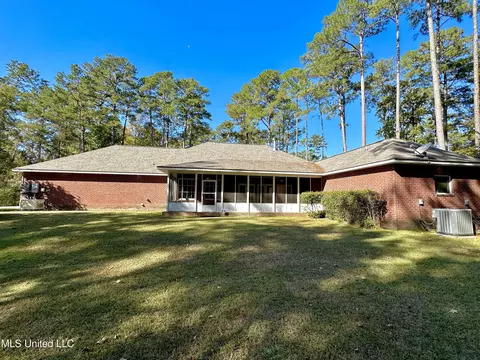 Other - 306 Cherokee Dr, Mccomb, MS 39648 photo 2 of 11
