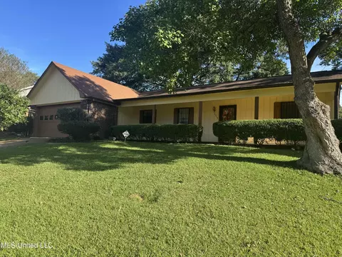 4375 Redwood Cir, Jackson, MS 39212