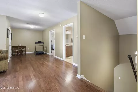 Entry Way - 2255 Appleton Dr, Southaven, MS 38672 photo 4 of 4
