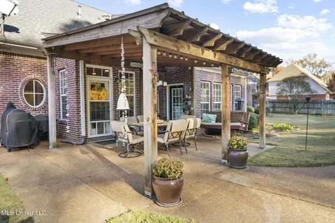 Exterior - 2255 Appleton Dr, Southaven, MS 38672 photo 5 of 10