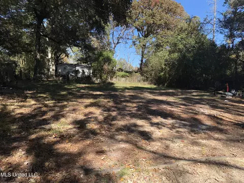 Exterior - 340 Mason Blvd, Jackson, MS 39212 photo 2 of 5