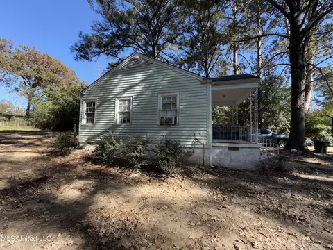 Exterior - 340 Mason Blvd, Jackson, MS 39212 photo 5 of 5