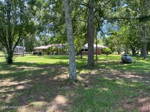 Exterior - 1360 Airport Rd, Magee, MS 39111 photo 7 of 7