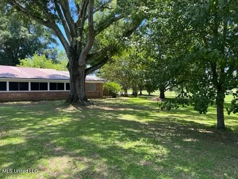 Exterior - 1360 Airport Rd, Magee, MS 39111 photo 5 of 7