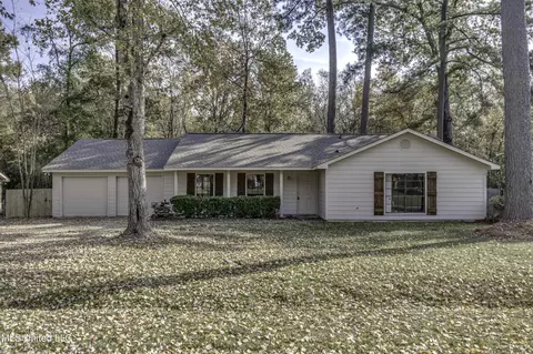 111 N Shenandoah Rd, Brandon, MS 39047