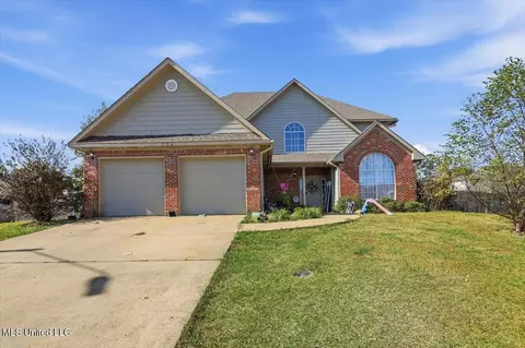 204 Lyle Cir, Brandon, MS 39042