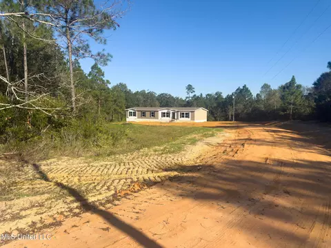 76 Ccc Rd, Perkinston, MS 39573 photo 3