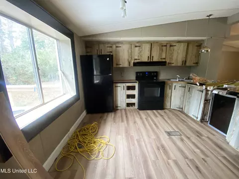 20109 Fox Ridge Dr, Saucier, MS 39574 photo 3