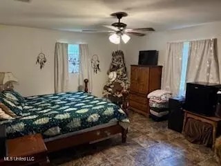 Bedroom - 1800 NE Brignall Rd, Brookhaven, MS 39601 photo 6 of 6