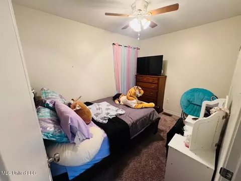 Bedroom - 2435 Tiger Trl SW, Brookhaven, MS 39601 photo 4 of 4