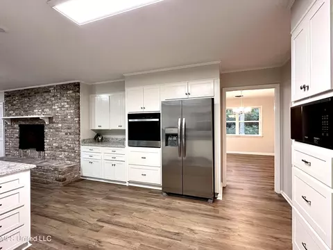 Kitchen - 200 Robb St, Summit, MS 39666 photo 6 of 6