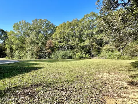Exterior - 200 Robb St, Summit, MS 39666 photo 3 of 5