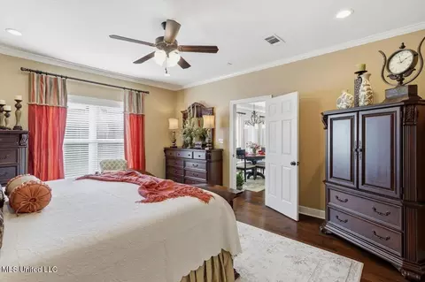 Bedroom - 514 Beacon Cv, Brandon, MS 39047 photo 2 of 4