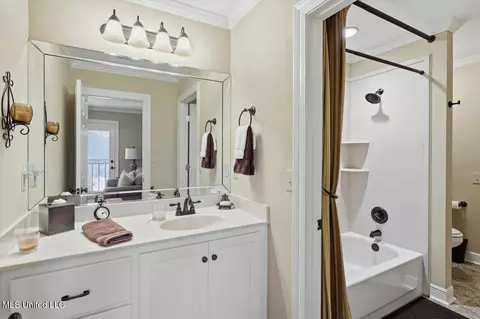 Bath - 514 Beacon Cv, Brandon, MS 39047 photo 5 of 5