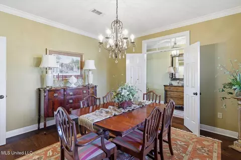Dining - 514 Beacon Cv, Brandon, MS 39047 photo 4 of 4