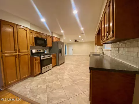 121 Ridgecrest St, Lucedale, MS 39452 photo 4