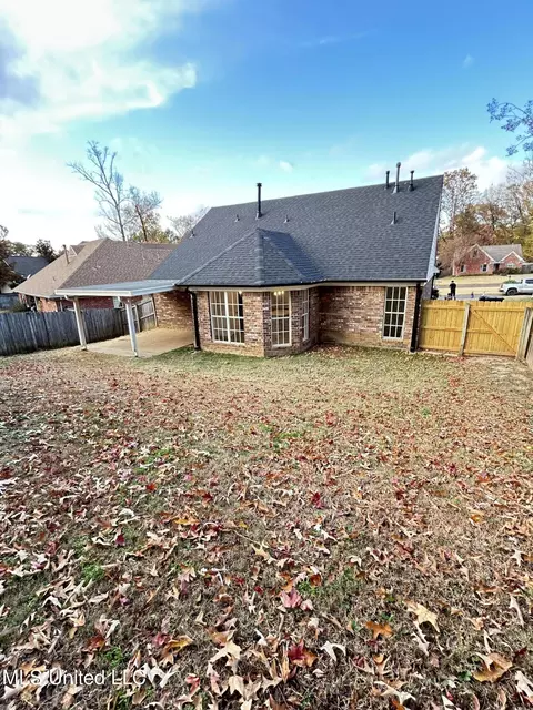 Exterior - 781 Cedar Trace Cir, Hernando, MS 38632 photo 4 of 4