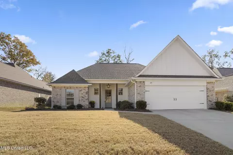 270 Buttonwood Ln, Canton, MS 39046