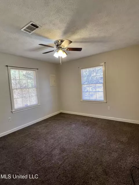Bedroom - 301 Cooper Rd, Jackson, MS 39212 photo 2 of 3