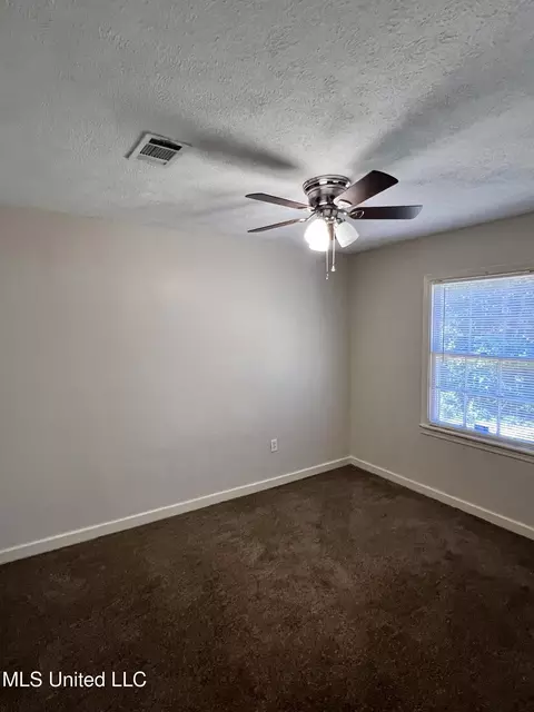 Bedroom - 301 Cooper Rd, Jackson, MS 39212 photo 1 of 3