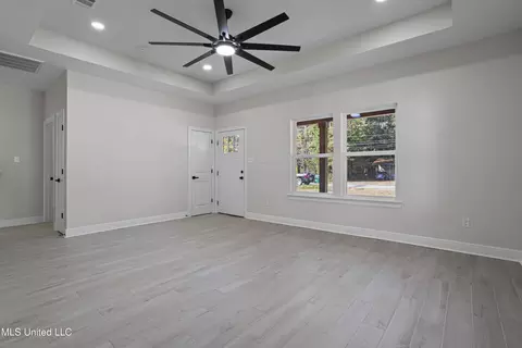 Living - 1908 Barracuda Dr, Gautier, MS 39553 photo 2 of 5