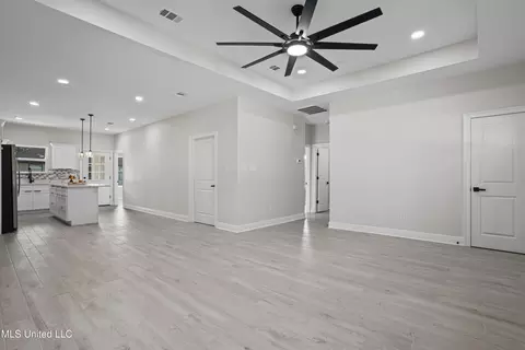 Living - 1908 Barracuda Dr, Gautier, MS 39553 photo 5 of 5