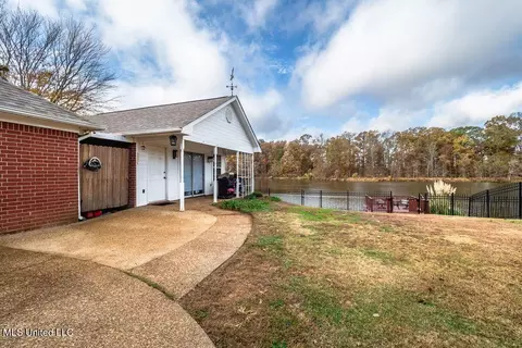 Exterior - 417 Westport Way, Flowood, MS 39232 photo 4 of 4