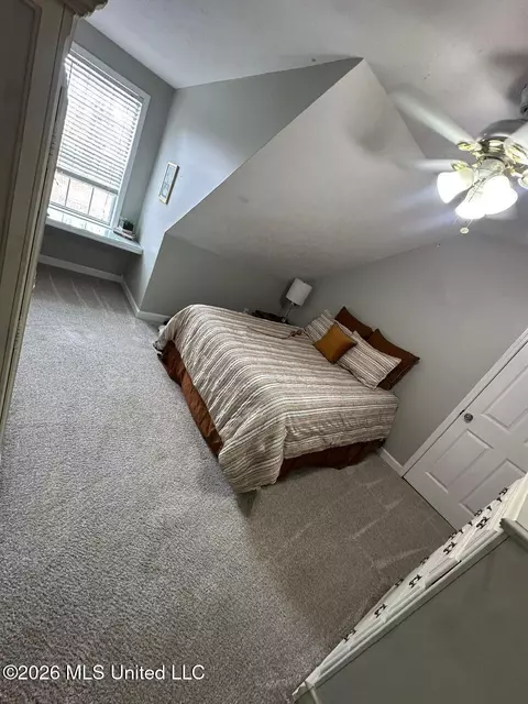 Bedroom - 15384 S Highway 55, Terry, MS 39170 photo 2 of 6