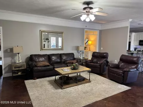 Living - 15384 S Highway 55, Terry, MS 39170 photo 2 of 3