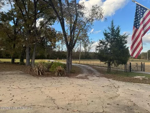 Exterior - 15384 S Highway 55, Terry, MS 39170 photo 12 of 19