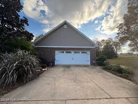 Exterior - 15384 S Highway 55, Terry, MS 39170 photo 8 of 19