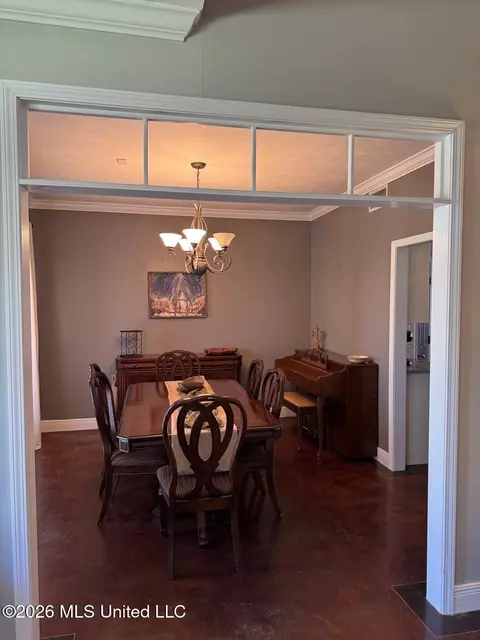 Dining - 15384 S Highway 55, Terry, MS 39170 photo 4 of 5