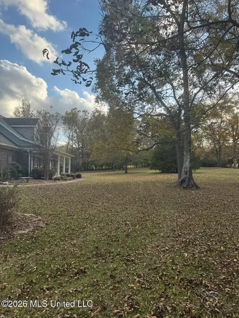 Exterior - 15384 S Highway 55, Terry, MS 39170 photo 16 of 19
