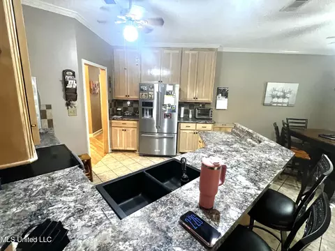 Kitchen - 140 Turkey Holw, Terry, MS 39170 photo 1 of 3
